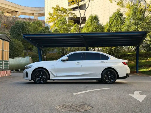 BMW i3 — Фото автомобиля 4