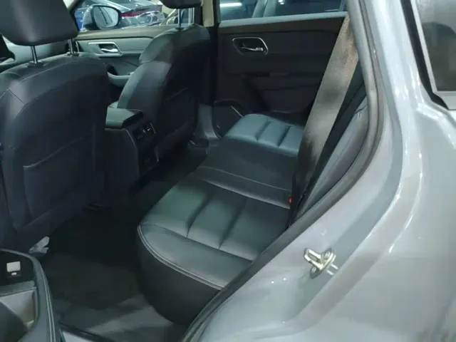 Nissan X-Trail — Фото автомобиля 16