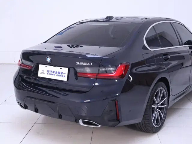 BMW 3 Series — Фото автомобиля 8