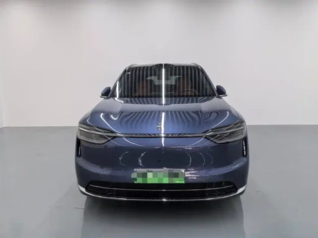 Aito M7 — Фото автомобиля 9