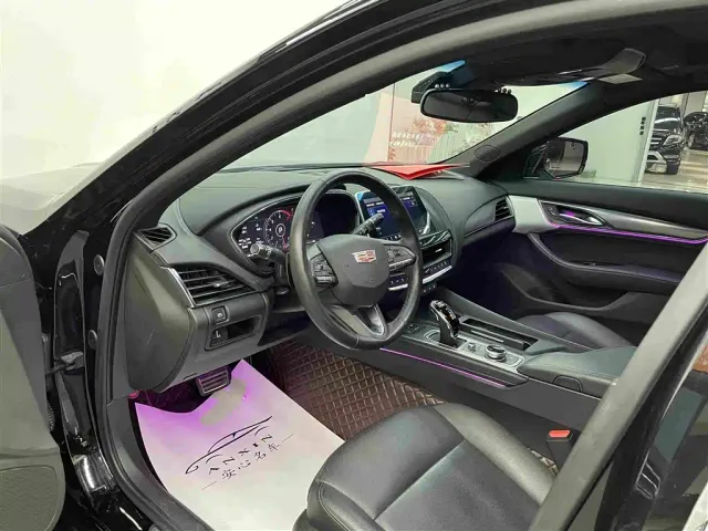 Cadillac CT5 — Фото автомобиля 7