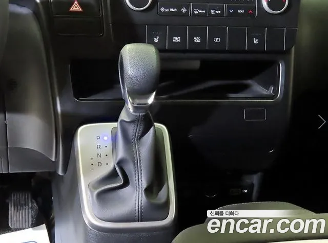 Hyundai Staria Staria Tourer 11 мест — Фото автомобиля 15