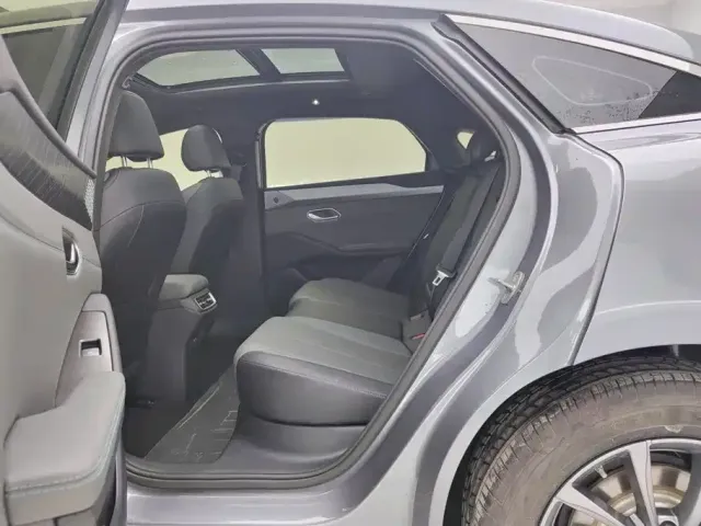 BYD Qin L — Фото автомобиля 11