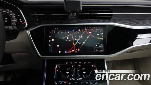Audi A7 4K — Фото автомобиля 18