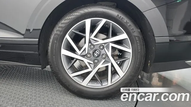 Hyundai Grandeur GN7 — Фото автомобиля 6