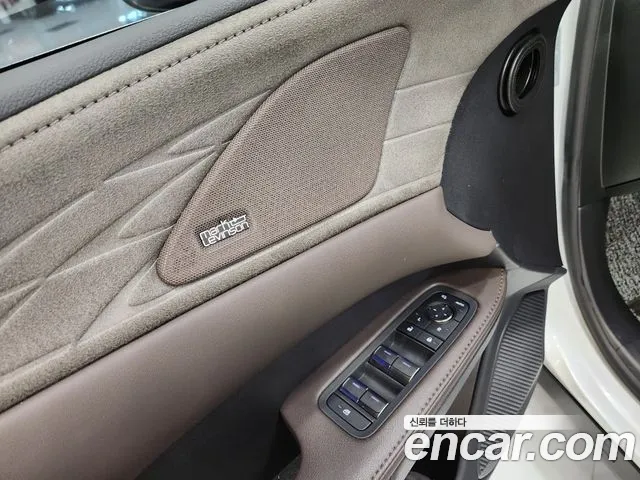 Lexus RX — Фото автомобиля 9