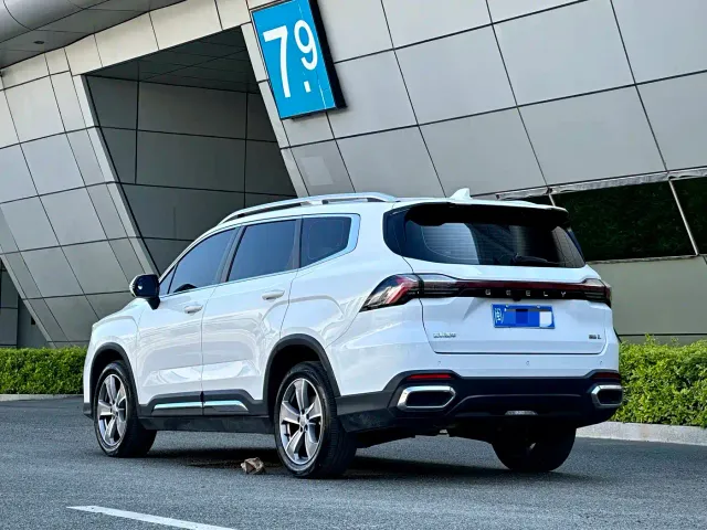 Geely Haoyue L — Фото автомобиля 4