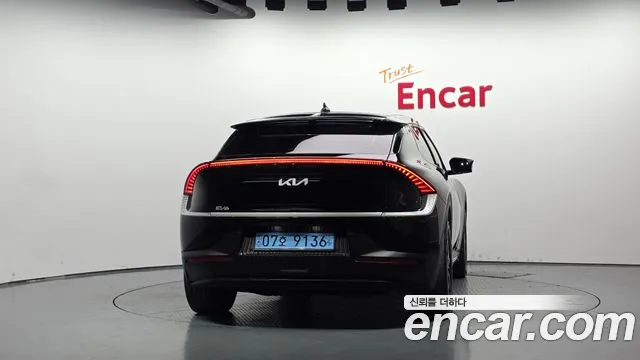 Kia EV6 — Фото автомобиля 4