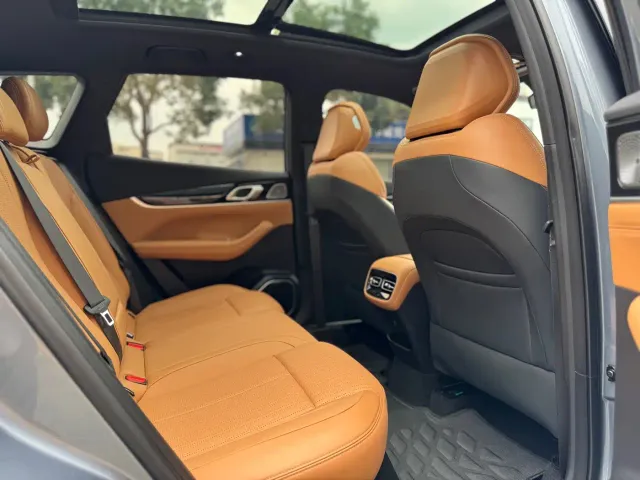 Geely Boyue L — Фото автомобиля 26