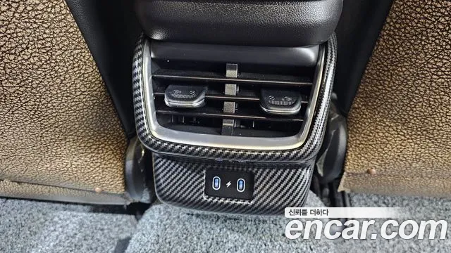 Hyundai Grandeur Grandeur (GN7) 3.5 LPG 2WD (Такси) — Фото автомобиля 30