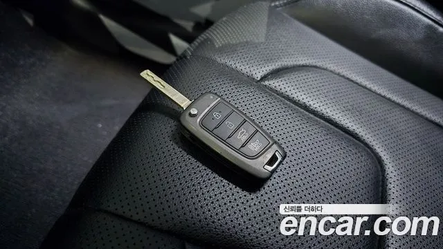 Hyundai AVANTE Avante (CN7) — Фото автомобиля 15