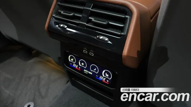BMW 5 Series G60 — Фото автомобиля 17
