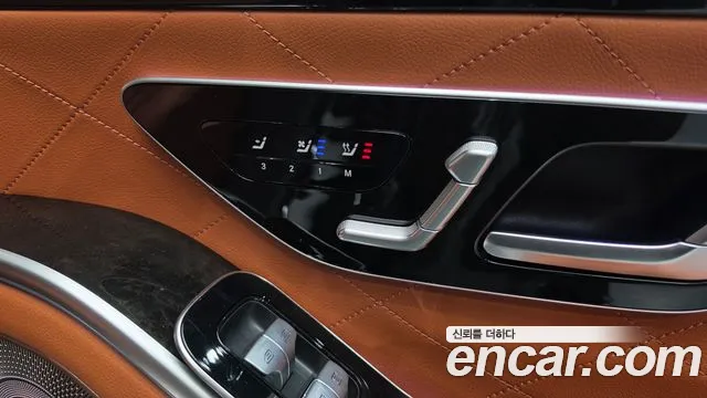 Mercedes-Benz S-Class — Фото автомобиля 30