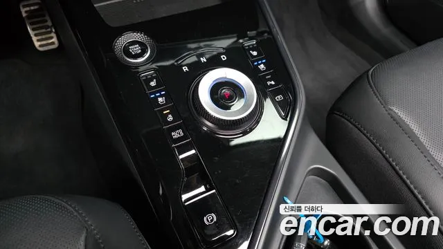 Kia Niro The All New — Фото автомобиля 12