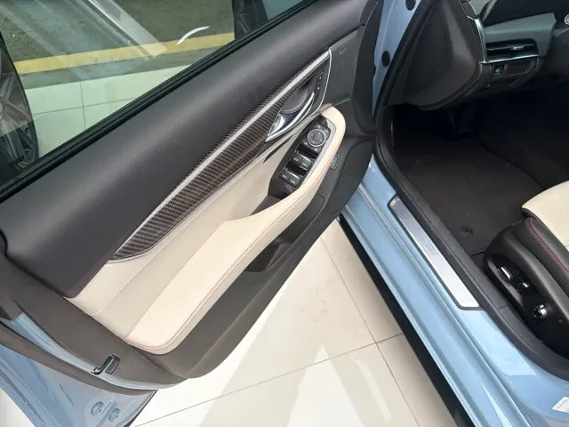 Cadillac CT5 — Фото автомобиля 7