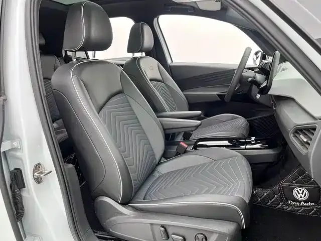 Volkswagen ID.3 — Фото автомобиля 15