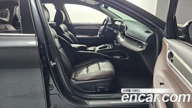 Hyundai Grandeur Grandeur (New) — Фото автомобиля 16