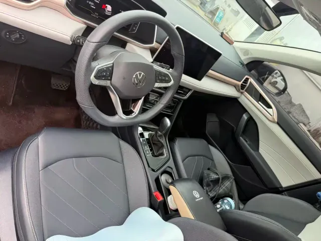 Volkswagen Tharu — Фото автомобиля 4