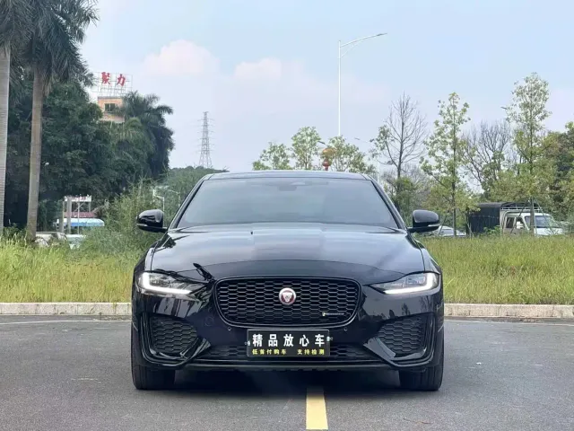 Jaguar XEL — Фото автомобиля 2