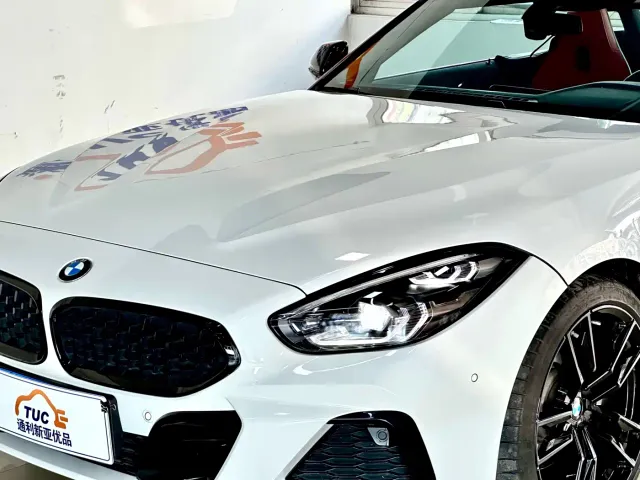 BMW Z4 — Фото автомобиля 3