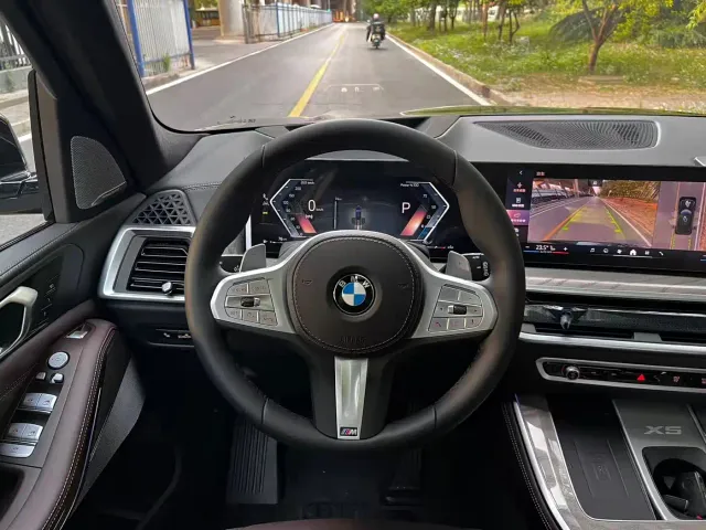 BMW X5 — Фото автомобиля 7