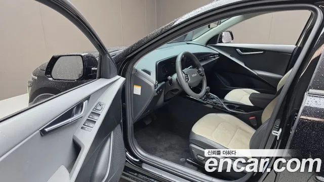 Kia Niro The All New Niro Prestige — Фото автомобиля 10