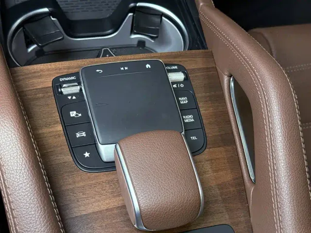 Mercedes-Benz GLS-Class — Фото автомобиля 22