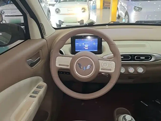 Wuling Hongguang Mini EV — Фото автомобиля 10