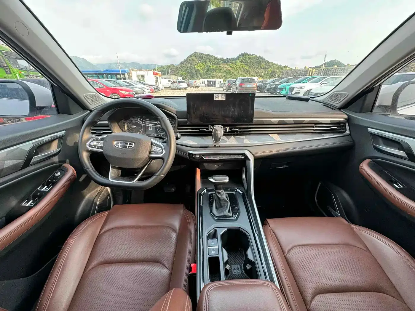 Geely Emgrand X6 2021 Model PRO 1.4T Automatic Premium — Фото автомобиля 6