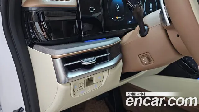 Hyundai Grandeur GN7 — Фото автомобиля 17