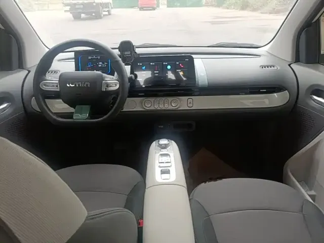 Changan Lumin — Фото автомобиля 9