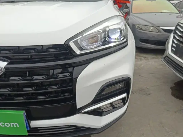 Chery Tiggo 8 — Фото автомобиля 23