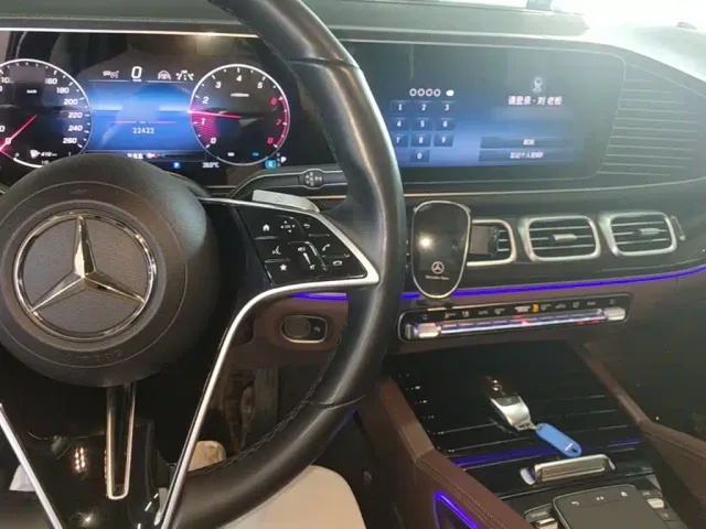 Mercedes-Benz GLE-Class — Фото автомобиля 9