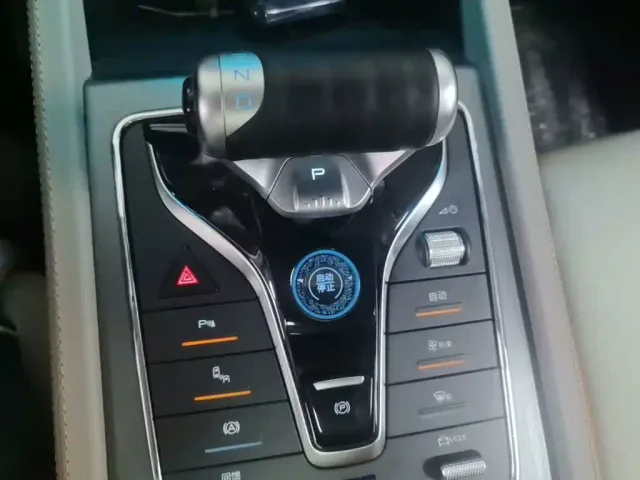 BYD Yuan PLUS — Фото автомобиля 13