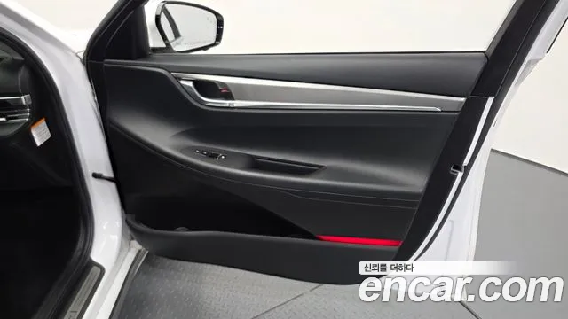 Hyundai Grandeur Grandeur (New) Hybrid — Фото автомобиля 12