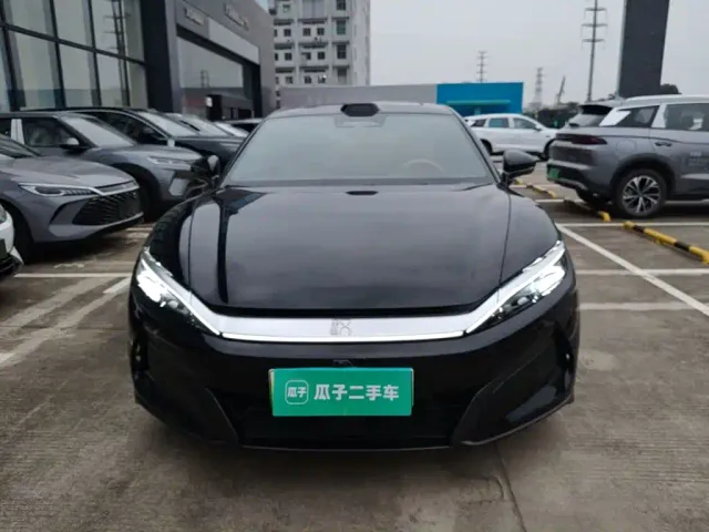 BYD Han L — Фото автомобиля 2