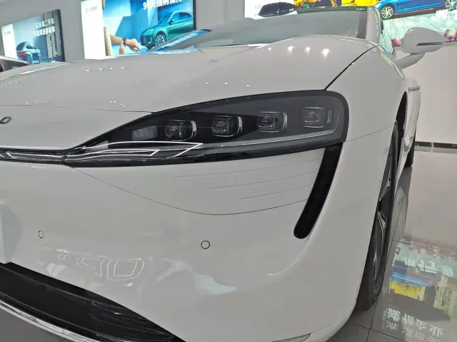 Luxeed S7 — Фото автомобиля 12