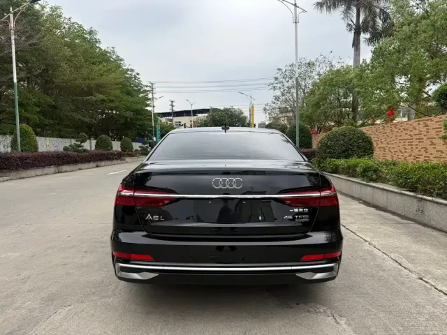 Audi A6L — Фото автомобиля 6