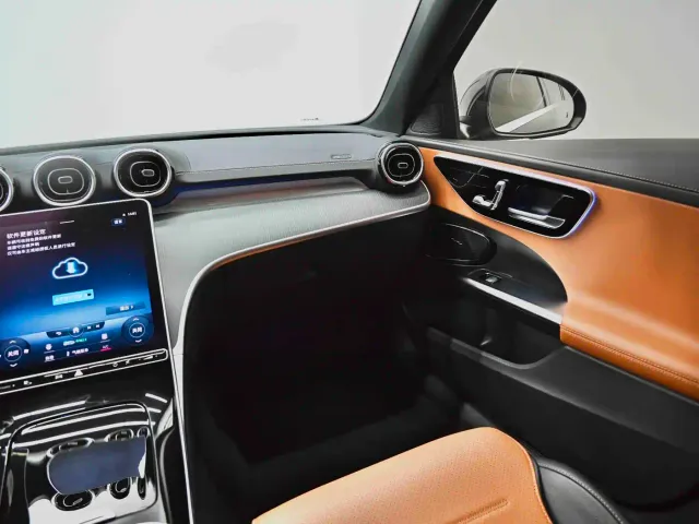 Mercedes-Benz C-Class — Фото автомобиля 22