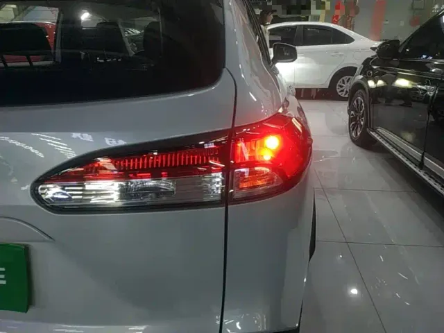 Toyota Frontlander — Фото автомобиля 7