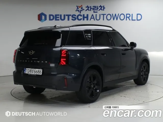 MINI Countryman 3rd Gen — Фото автомобиля 2