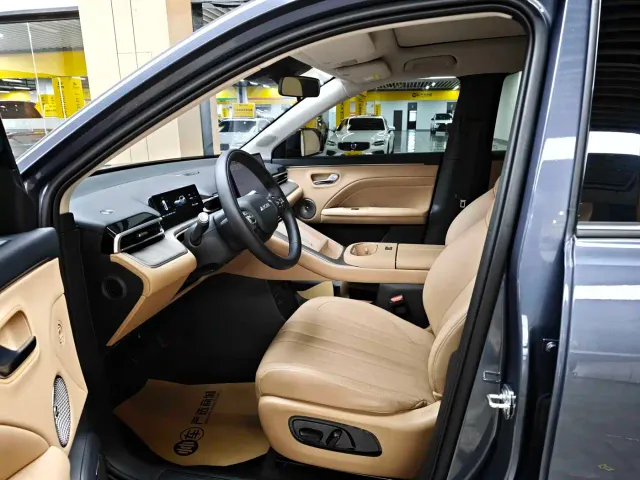 GAC Aion i60 — Фото автомобиля 10