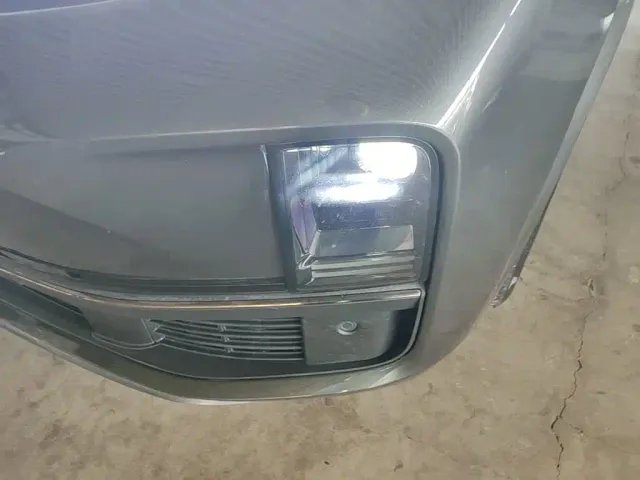 Li Auto L8 — Фото автомобиля 23