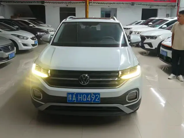 Фотография автомобиля — Volkswagen Tacqua