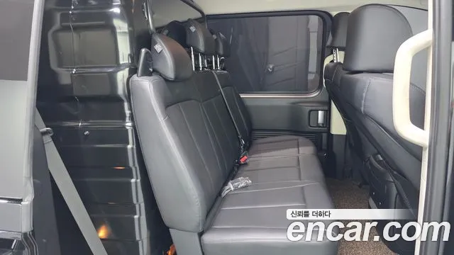 Hyundai Staria Staria (New) — Фото автомобиля 11