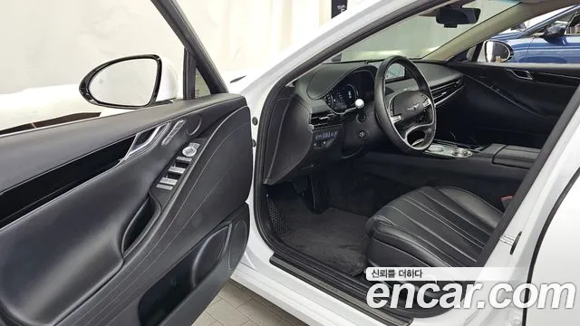 Genesis G80 RG3 — Фото автомобиля 10