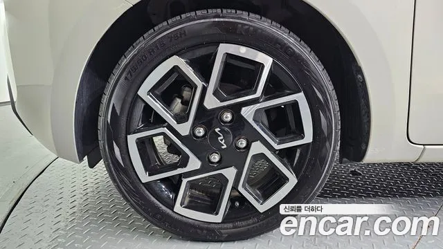 Kia RAY Новый Kia Ray Signature — Фото автомобиля 5