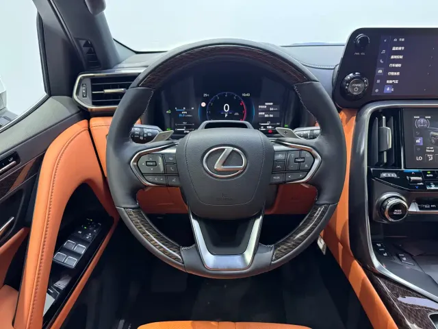 Lexus LX — Фото автомобиля 18