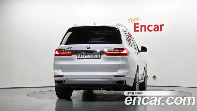 BMW X7 — Фото автомобиля 4
