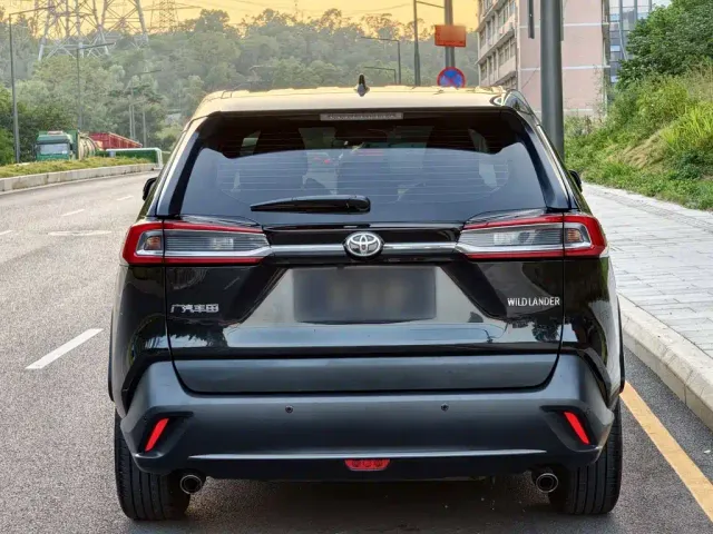Toyota Wildlander — Фото автомобиля 13